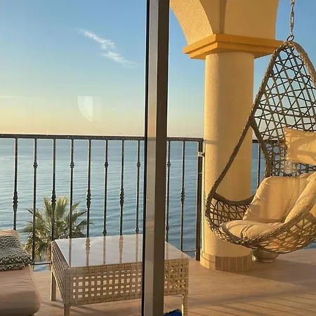 Confort Con La Mejor Vista Al Mar En El Balcon De Marina Lägenhet